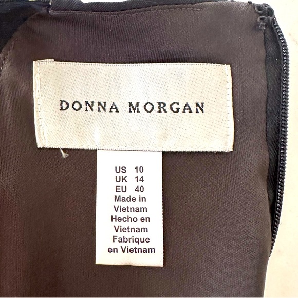 Donna Morgan | Daisy Print Dress - Picture 9 of 10